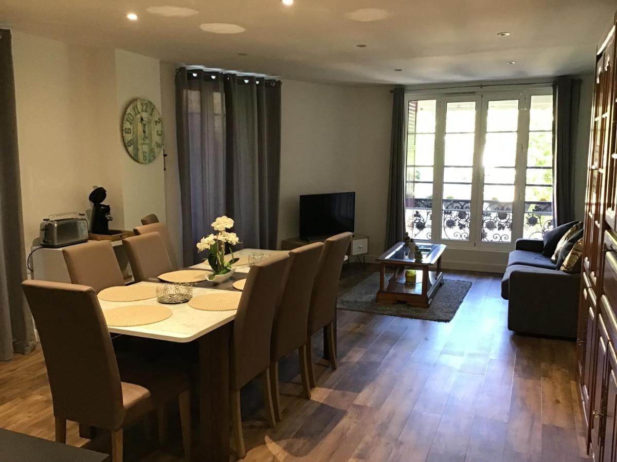 Magnifique T4 Avec Terrasse A Saint-Nectaire - 8 Pers Lejlighed Eksteriør billede
